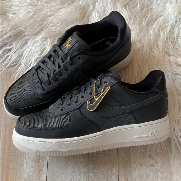 NWT Nike Air Force 1 LX - Picture 5 of 8